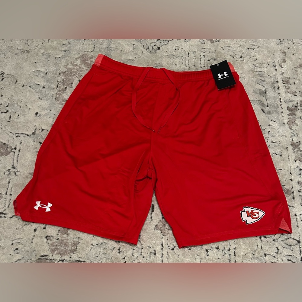 Under Armour Authentic Kansas City Chiefs Red Shorts NFL Football Men’s Sz: L